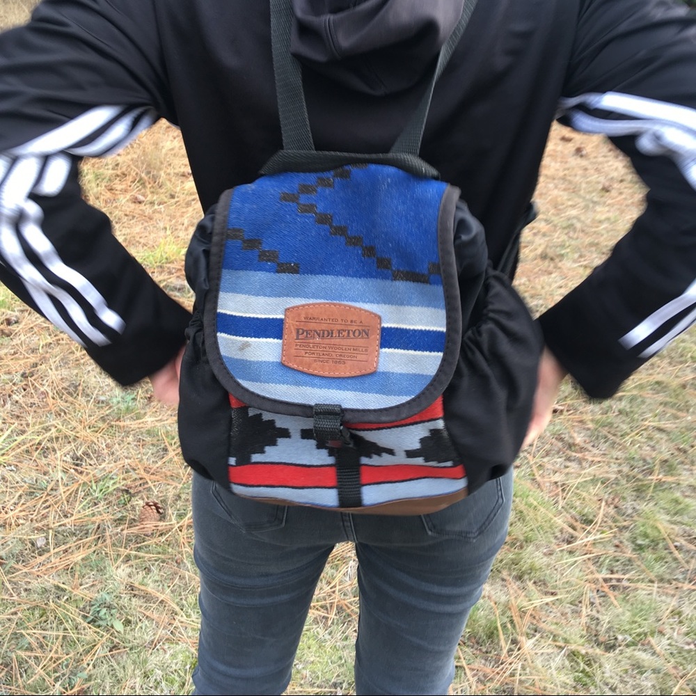 Vintage Pendleton draw strings backpack